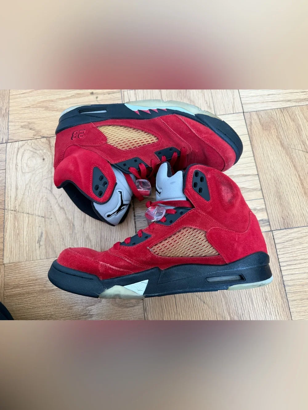 Jordan 5 Retro Raging Bull Men’s Red Suede ‘Toro Bravo’ Mid Top Sneakers 10.5